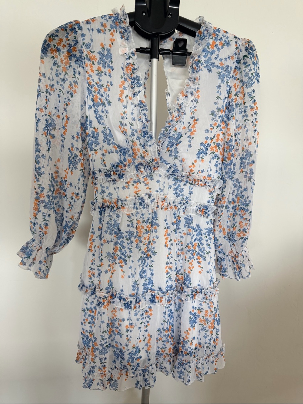 Floral Ruffle V-Neck Mini Dress in White and Blue
